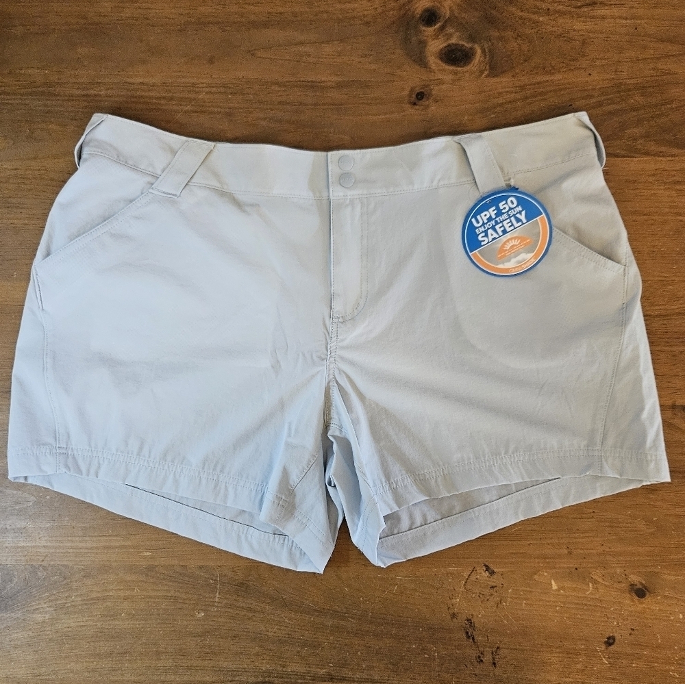 Columbia PFG NWT Womens Coral Point III White Shorts Lt Gray Size 20 Inseam 5"